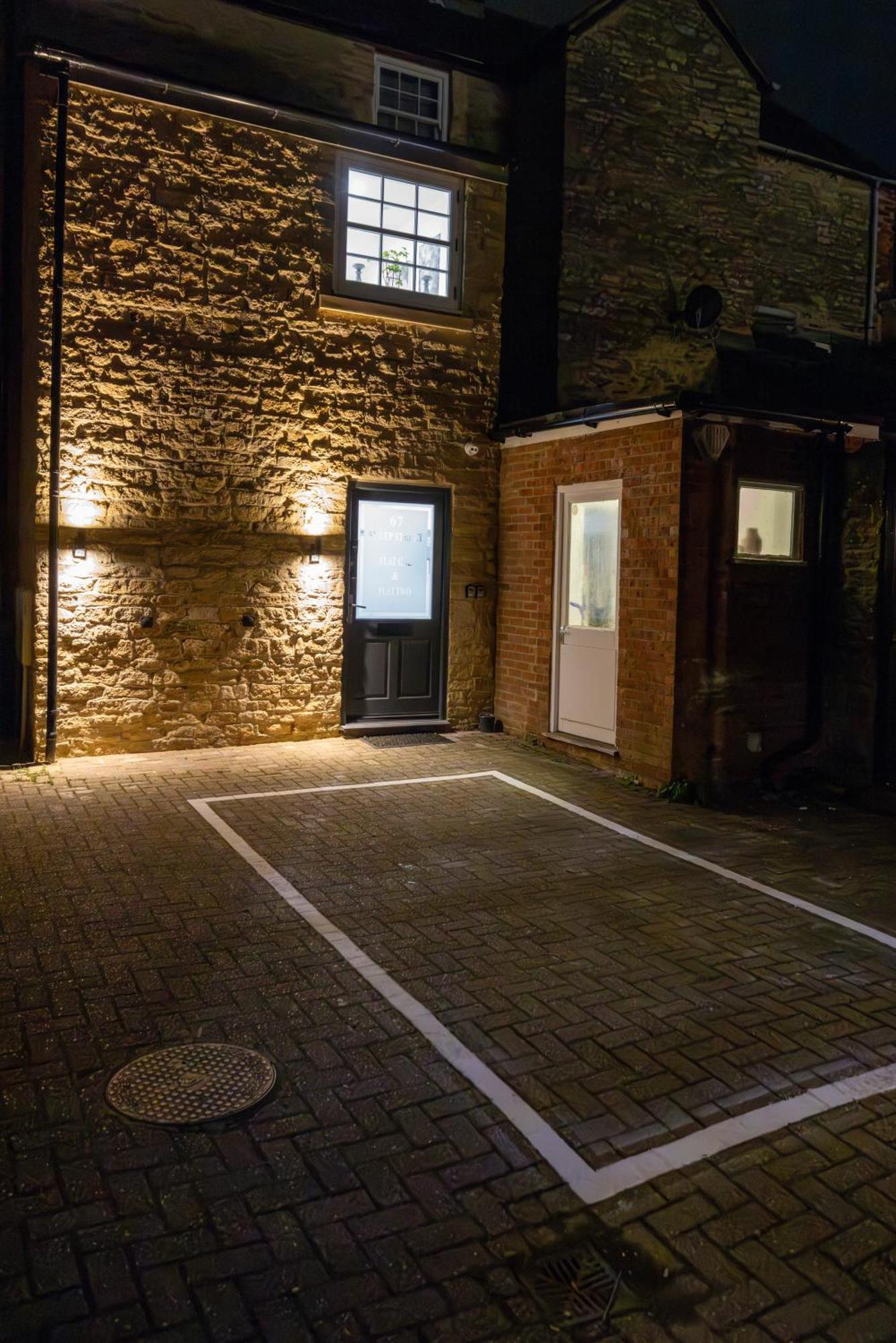 Stylish 1 Bed Apartment In Bicester Town Centre Bagian luar foto
