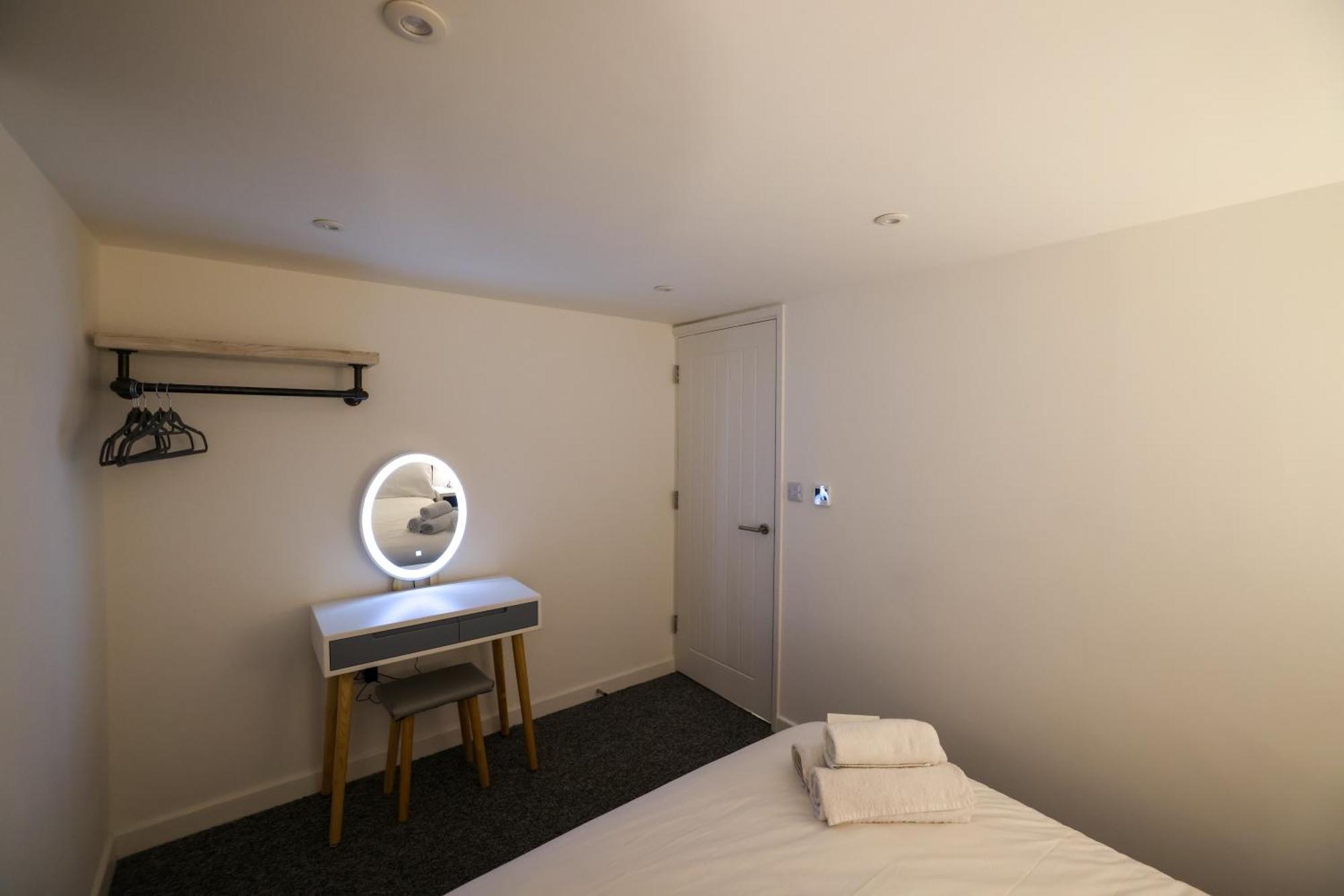Stylish 1 Bed Apartment In Bicester Town Centre Bagian luar foto