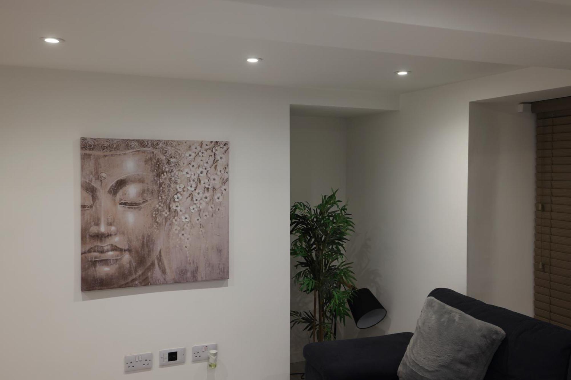 Stylish 1 Bed Apartment In Bicester Town Centre Bagian luar foto